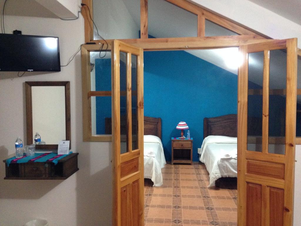 Hotel Posada Las Rosas San Cristobal de las Casas Quarto foto
